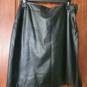 Women/Junior plether fake leather midi skirt size 3